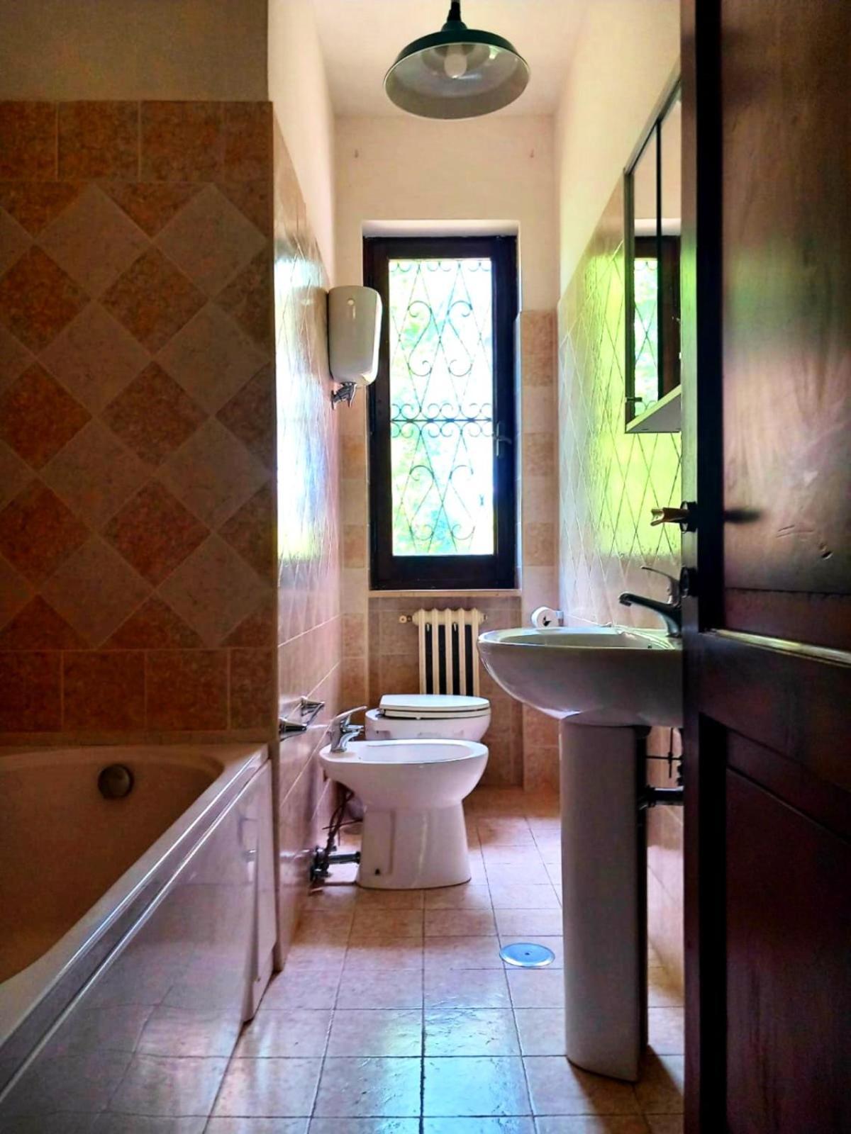 All'Ombra Degli Olivi Pisciarelli Buitenkant foto
