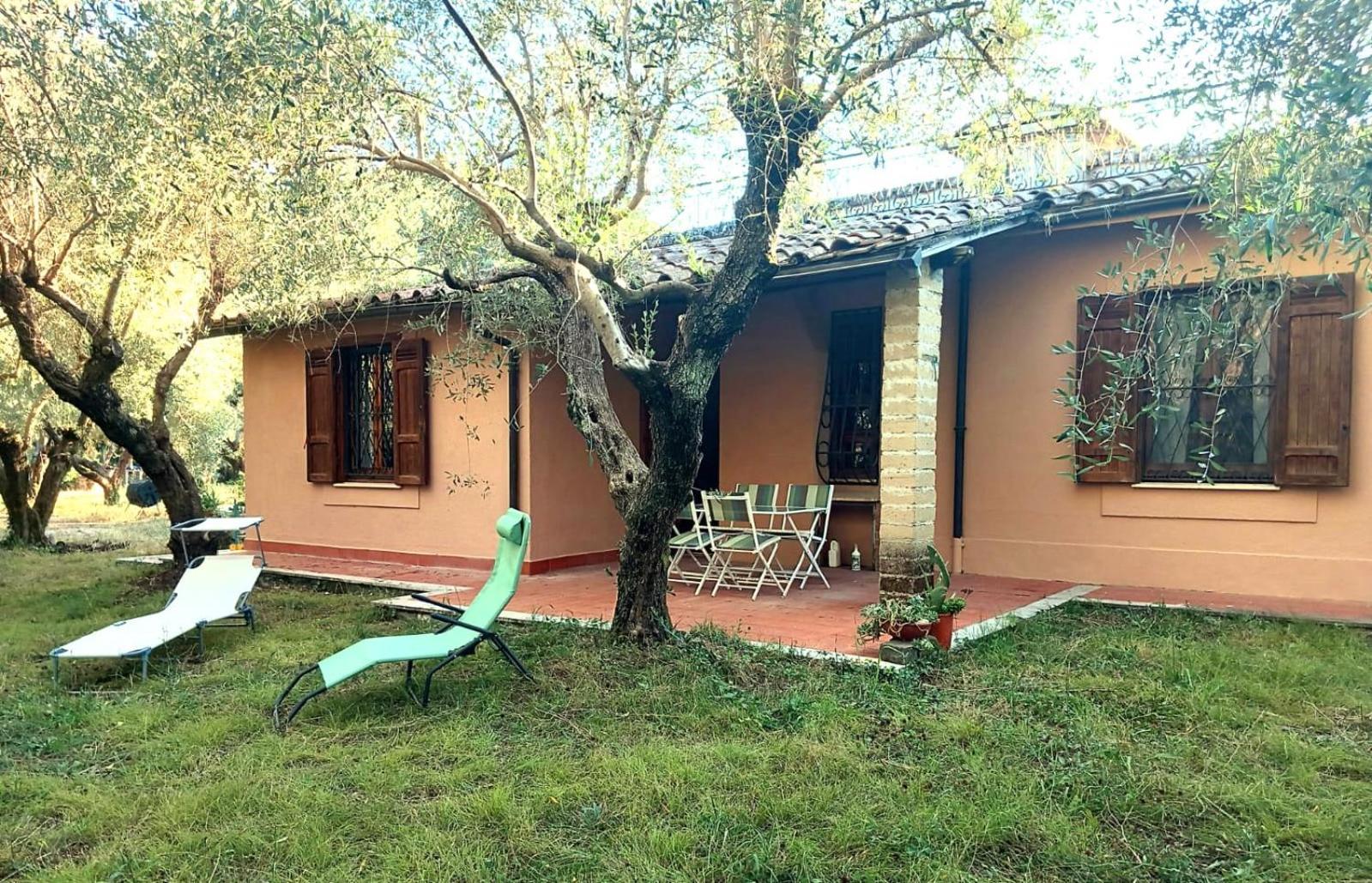 All'Ombra Degli Olivi Pisciarelli Buitenkant foto